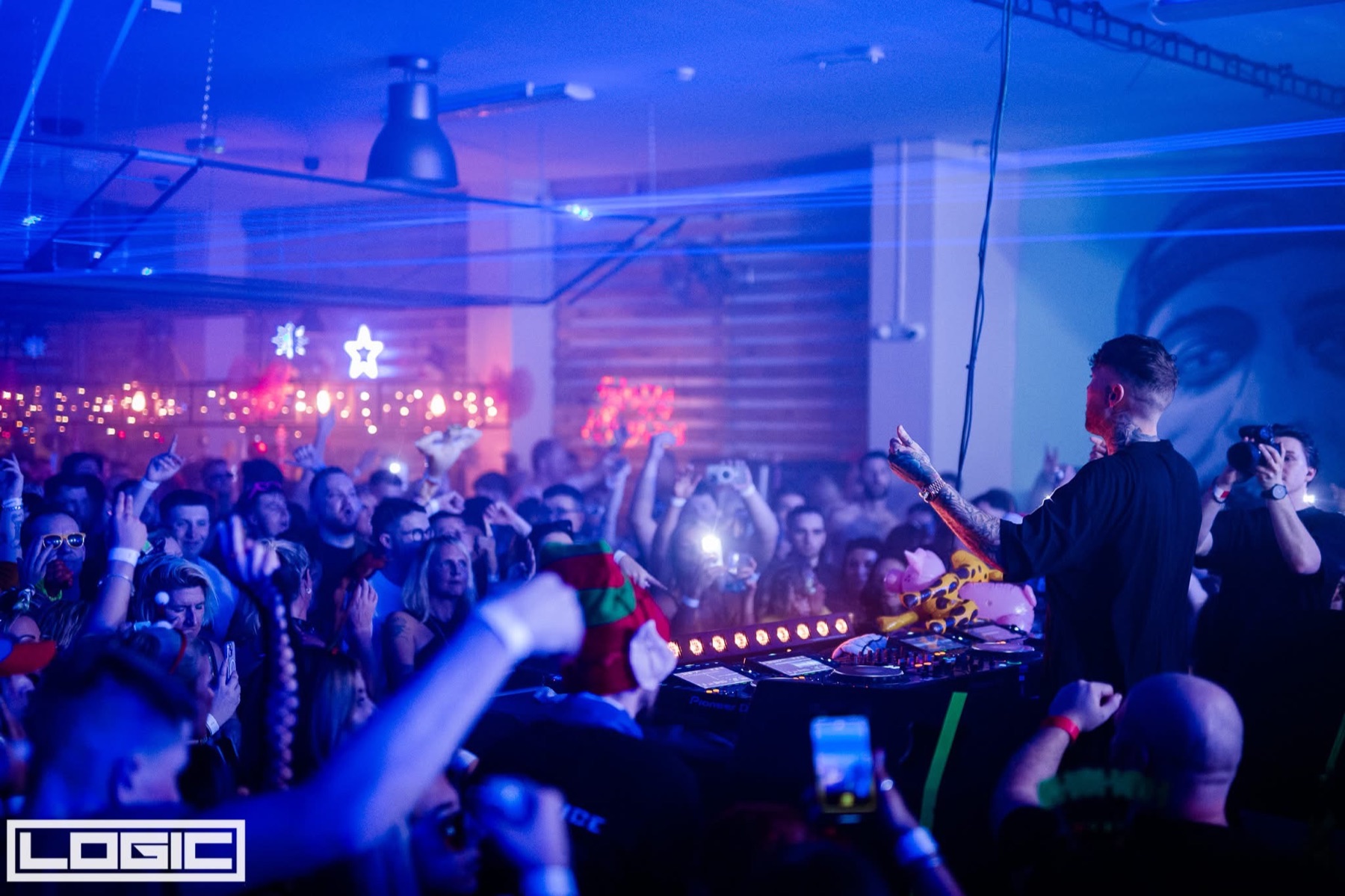Club show